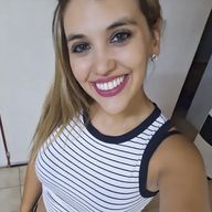 Laura Vital, 27