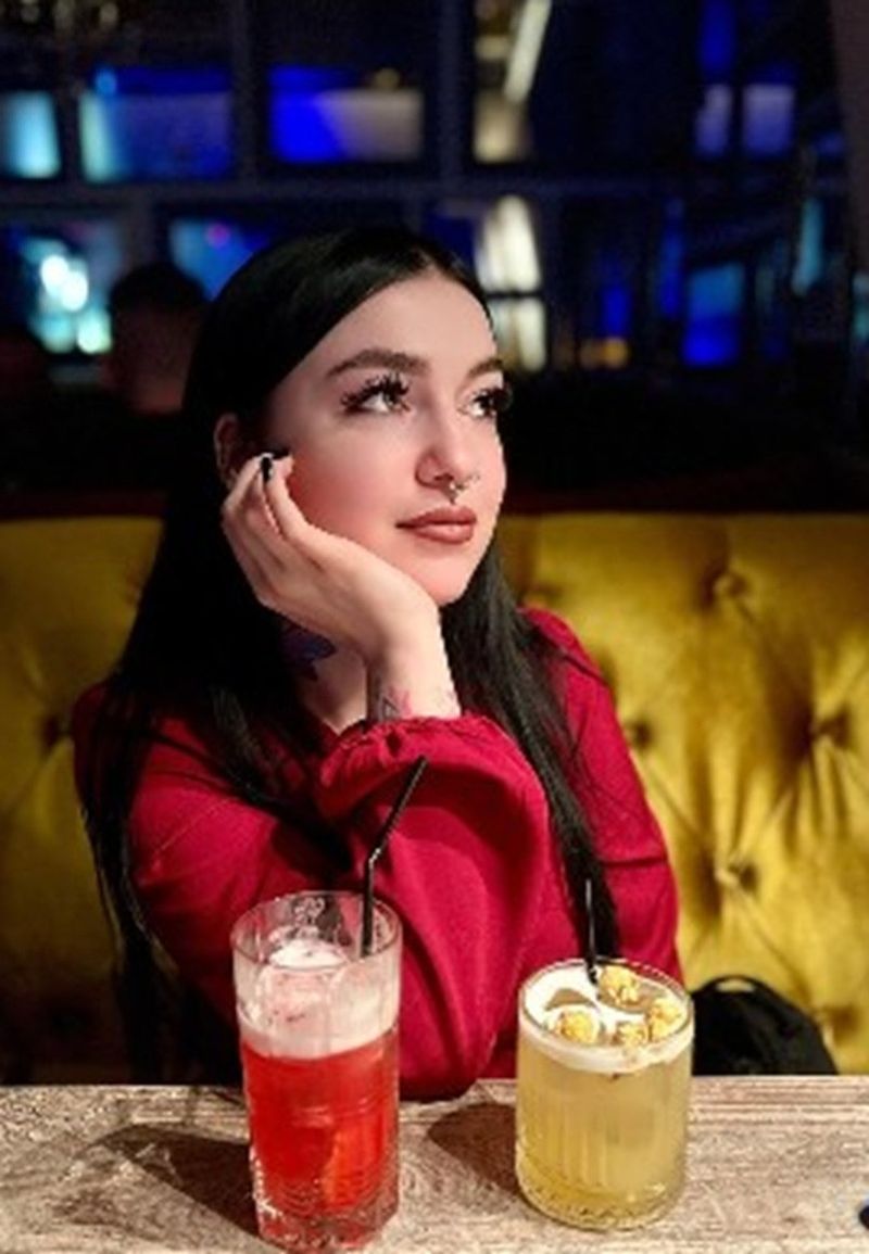 Laurar, 33
