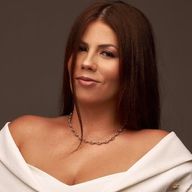 Maria Eduarda, 33