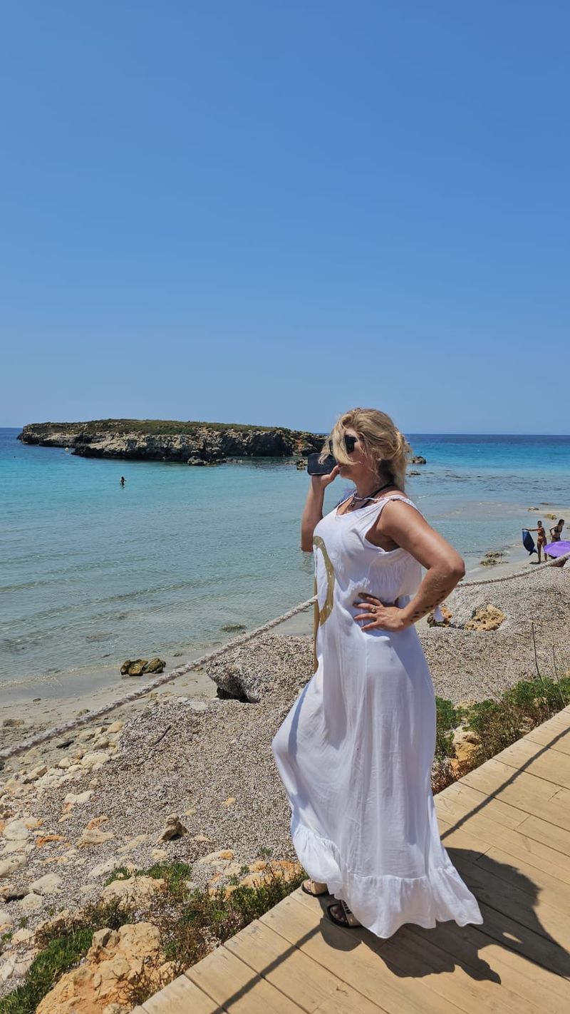 Susana, 50