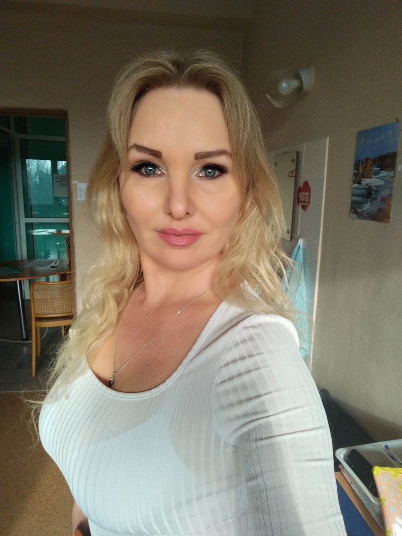 Marina, 50
