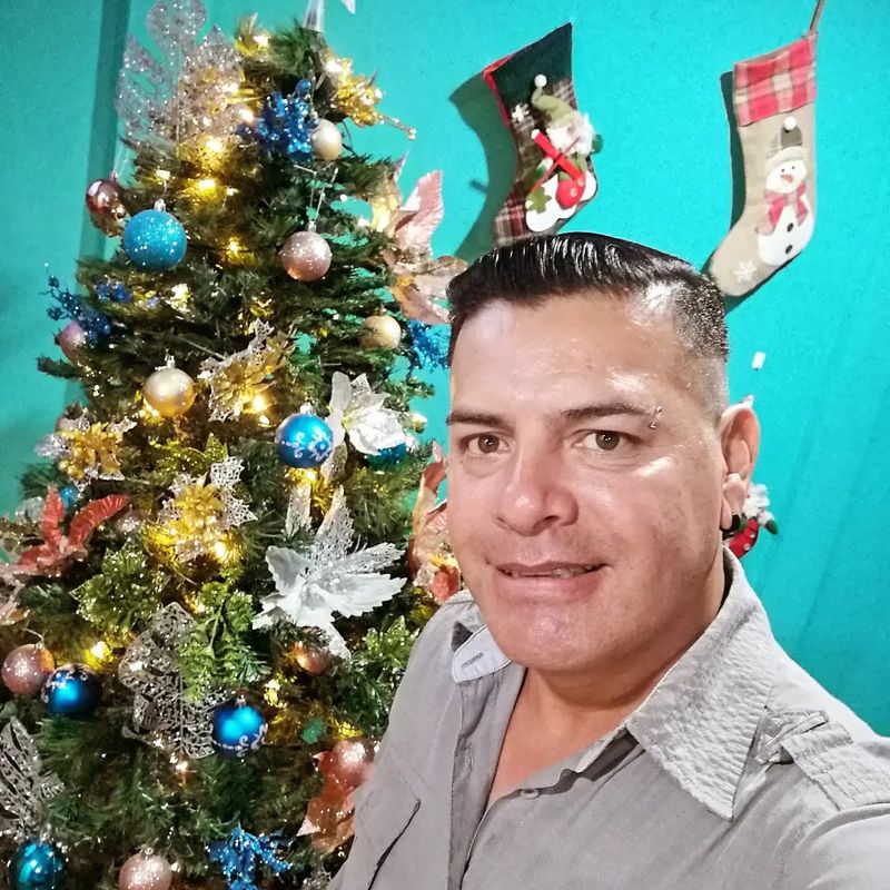 Alekandro, 54