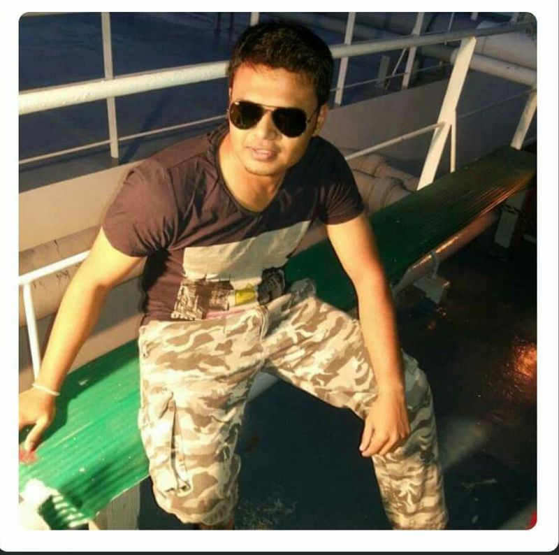 Manoj, 34