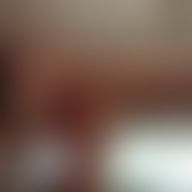 Cristina, 47