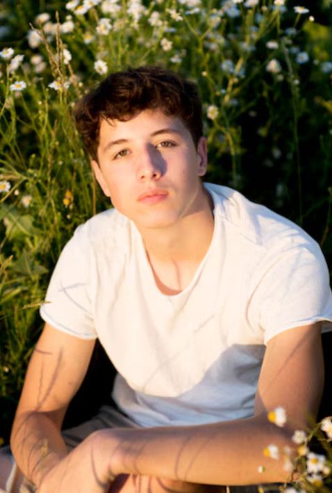 Andres, 18