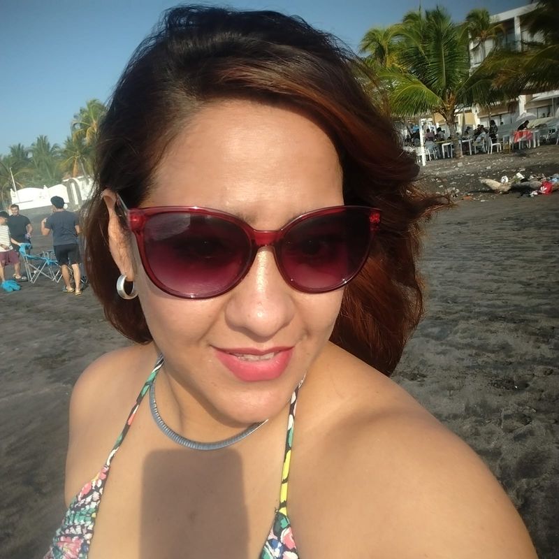 Amy, 37