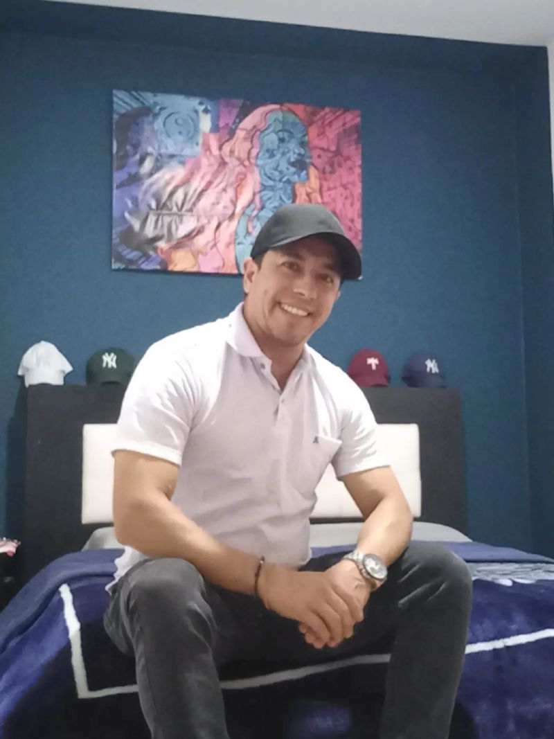 Javi, 50