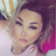 Karolina, 36