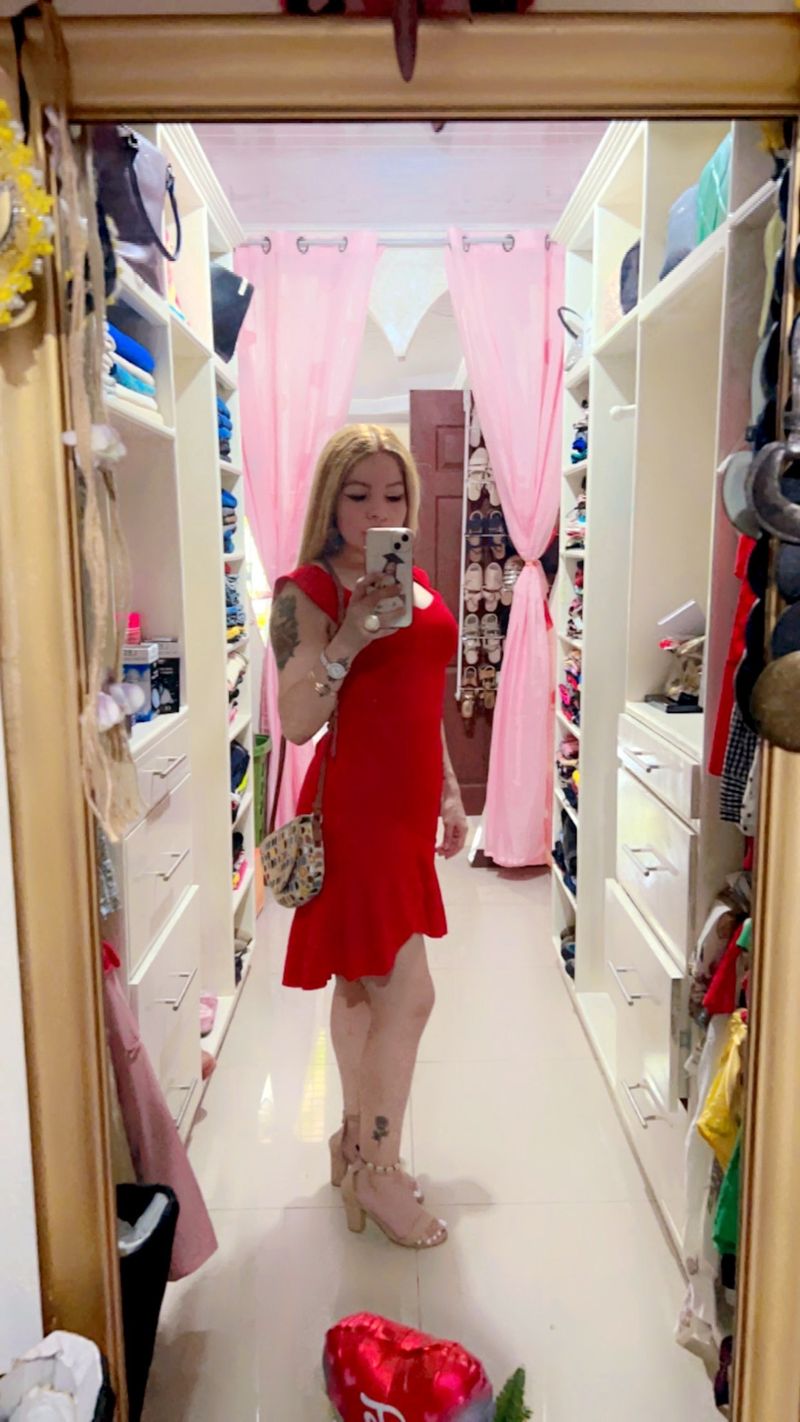 Gleysi Carme, 33
