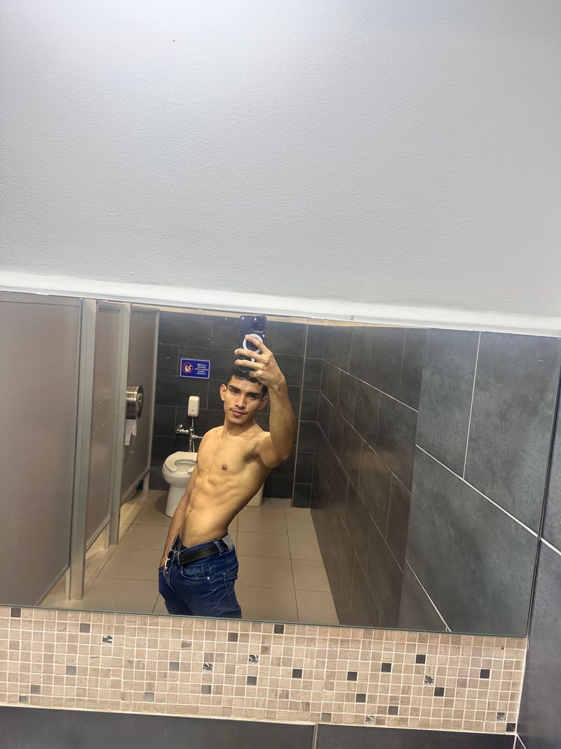 Migiel, 21