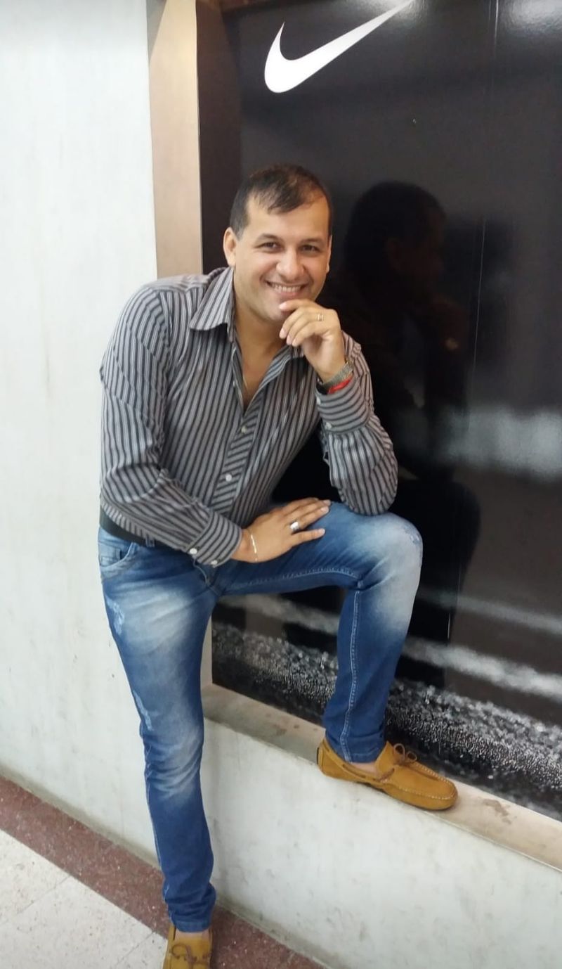 Fernando, 47