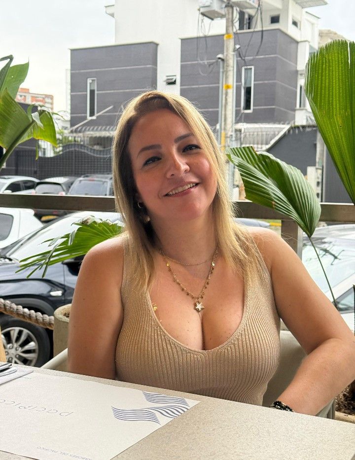 Claudia Betancourt, 46