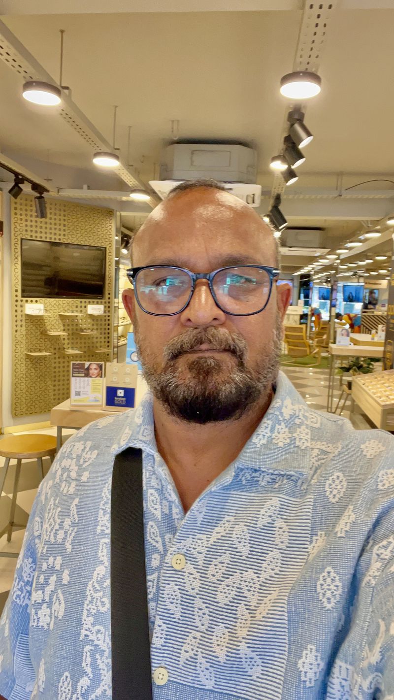 Ramzee, 52