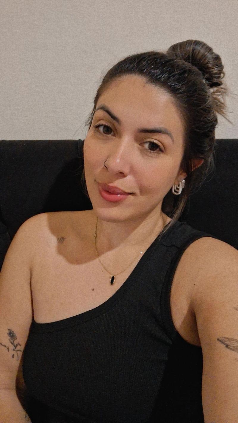 Francieli, 30
