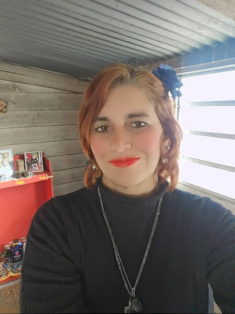 Mariza, 49