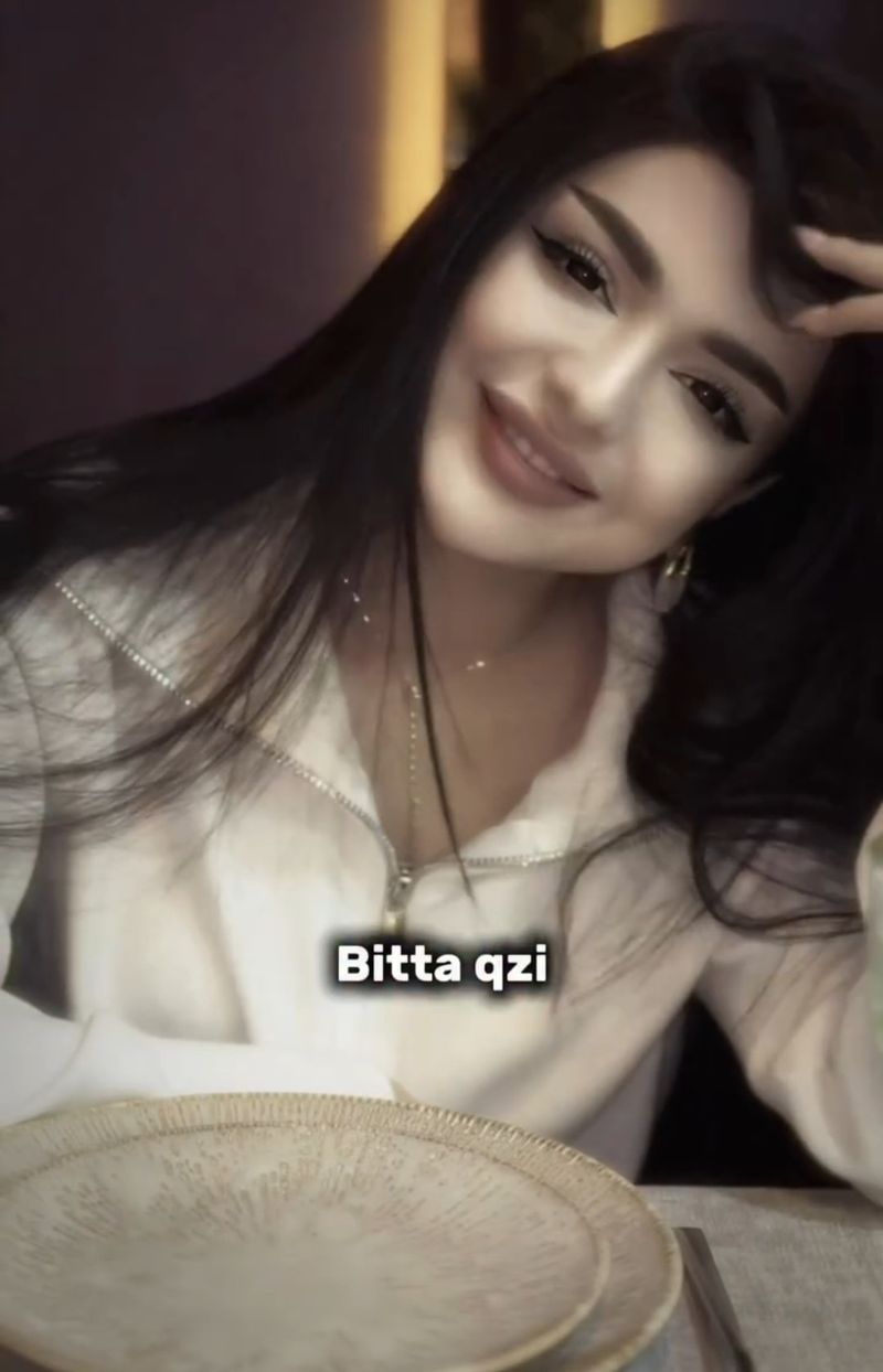 Сабрина, 33