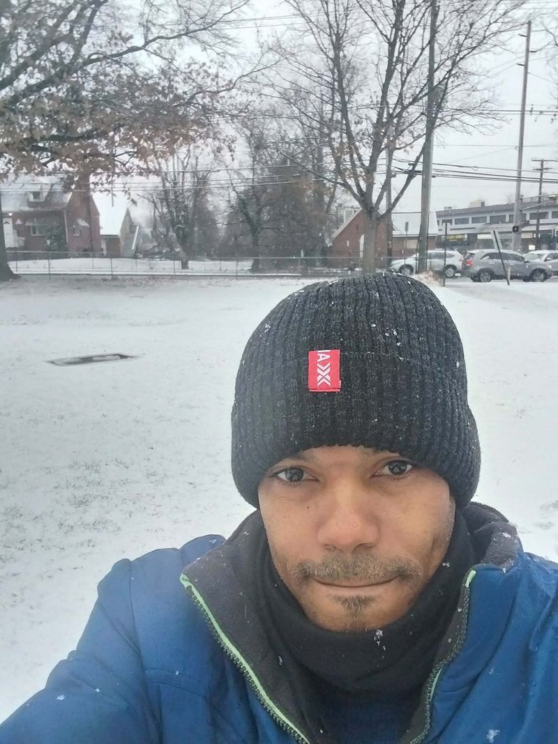 Alex, 42
