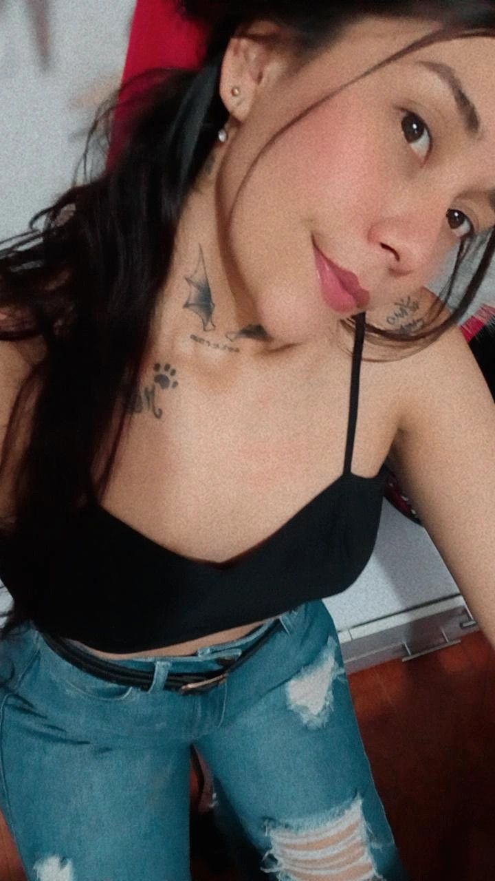 Andy, 28