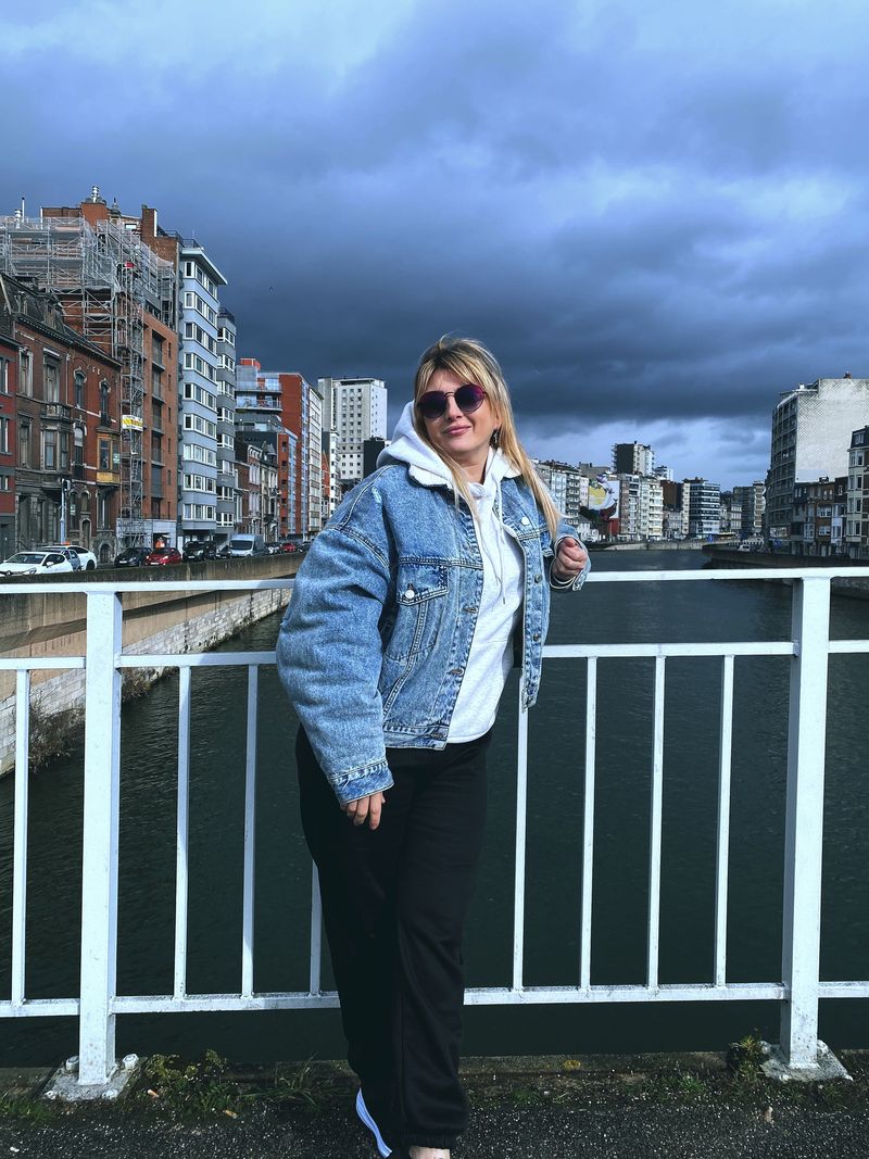 Nati, 43