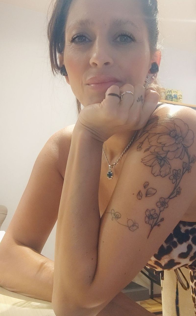 Cori, 49