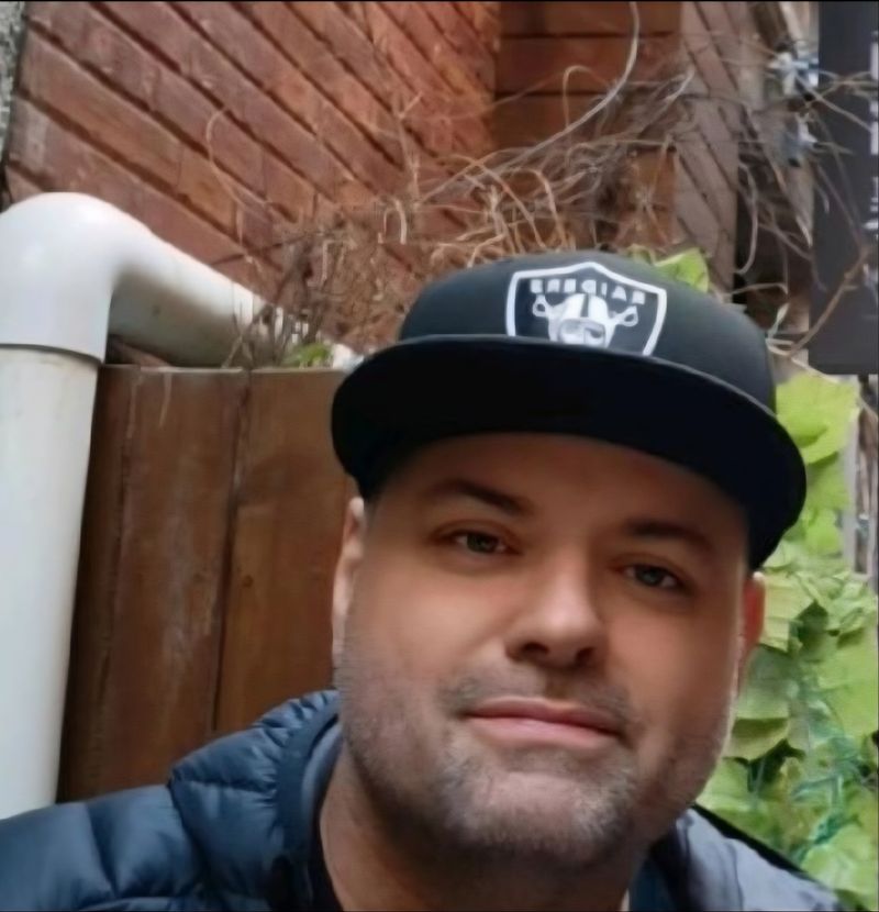 Allan, 51