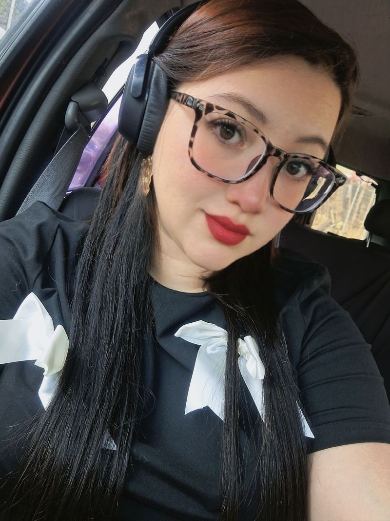 Mariae, 32