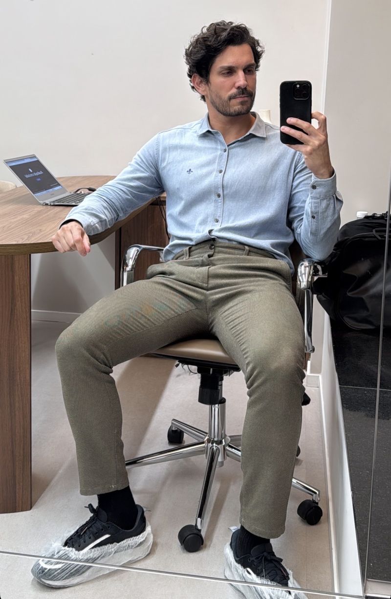 Felipe, 42