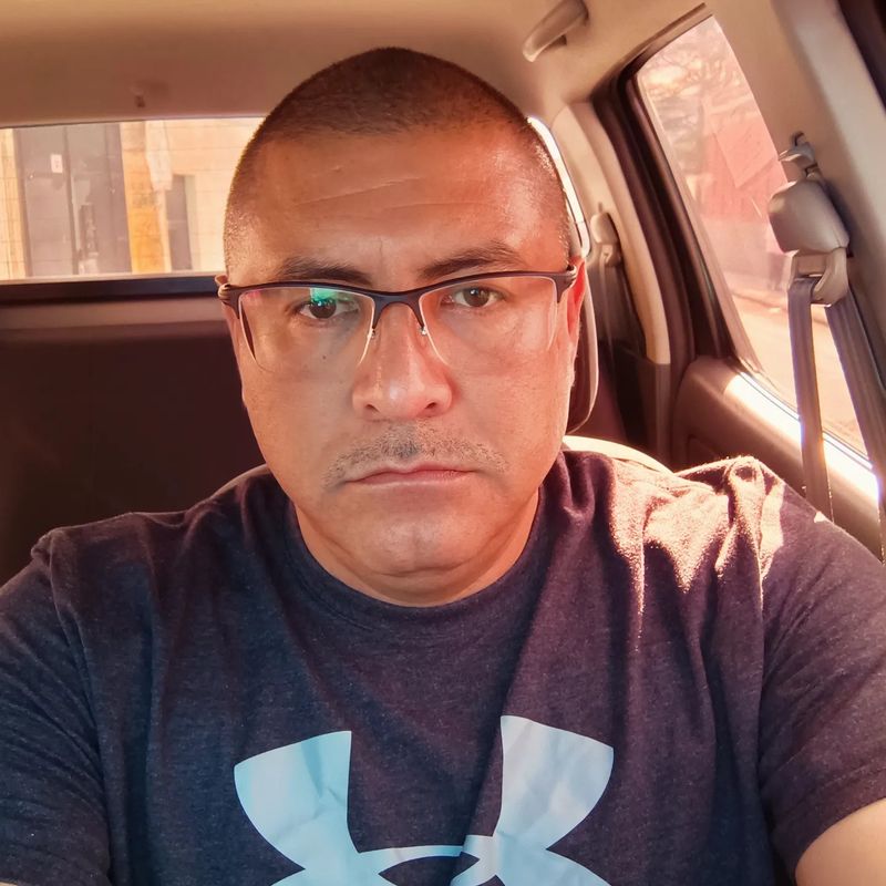 Julio Rosales, 53
