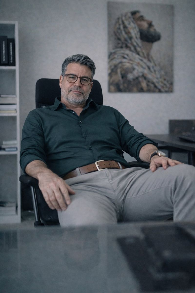 Fernando, 59