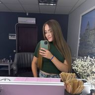 Вікторія, 25