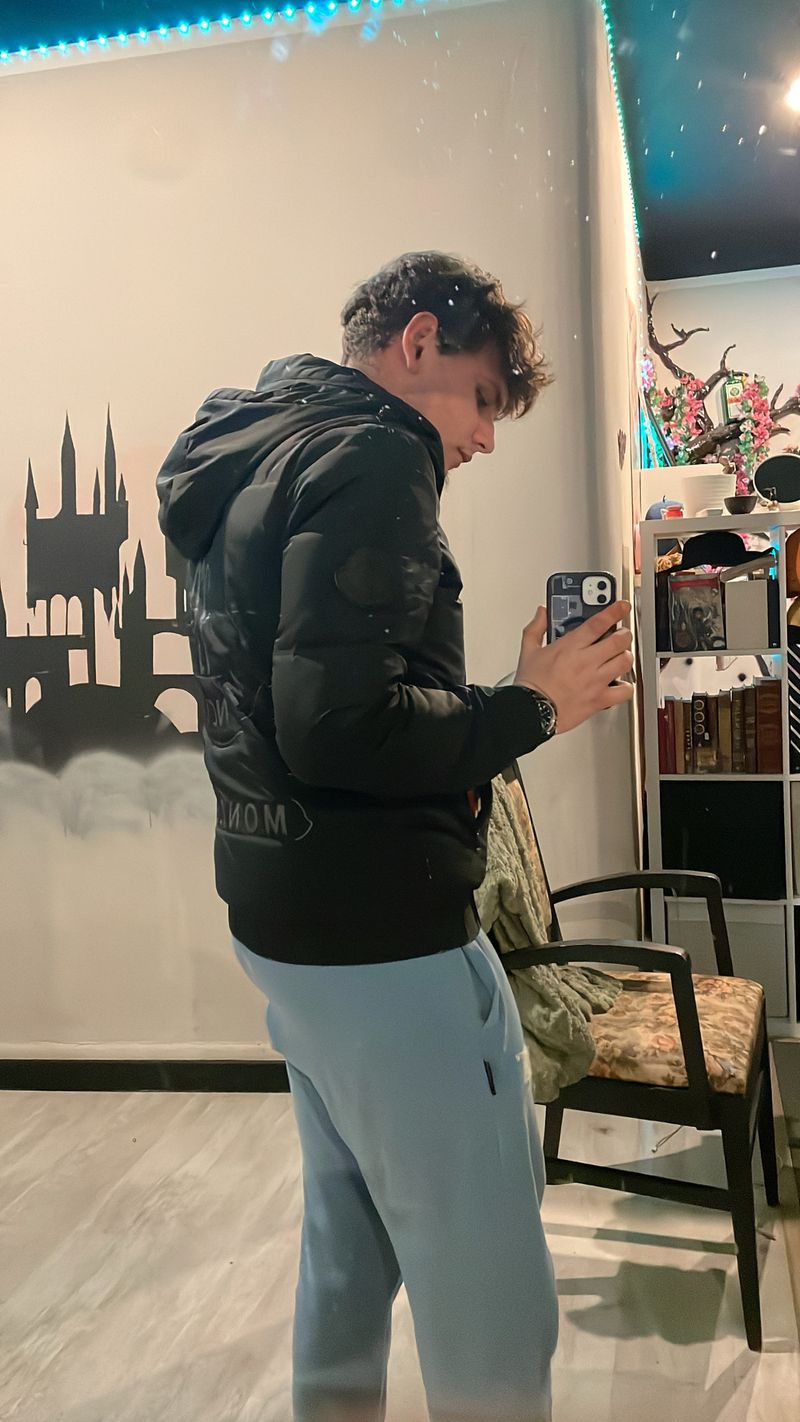 Sandeeeer, 21