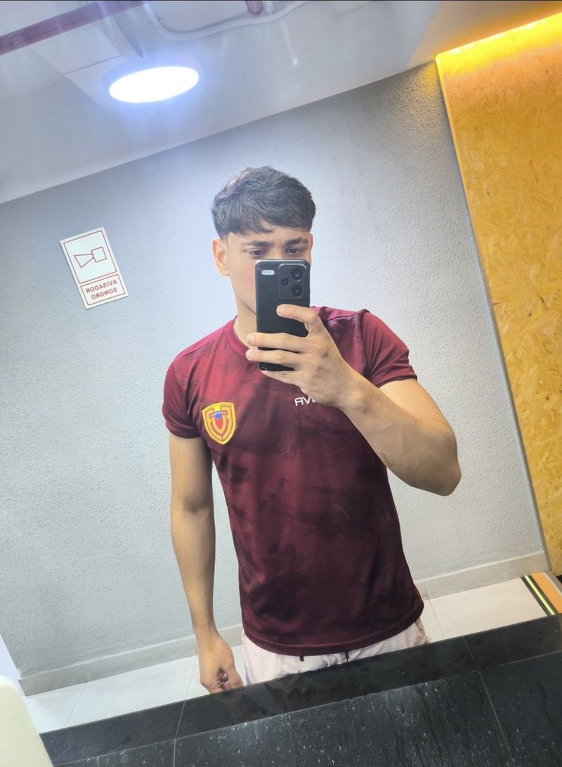 Ricardo, 29