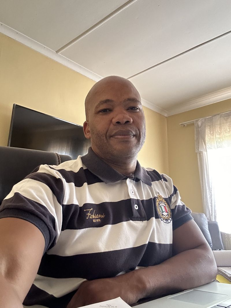 Mike, 39