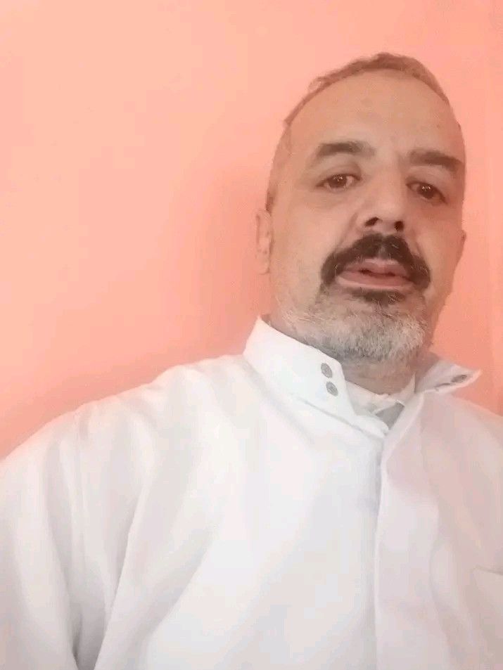 Younes, 50