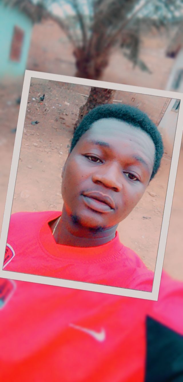 Benjamin, 35
