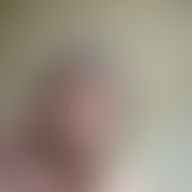 Nicolás, 49