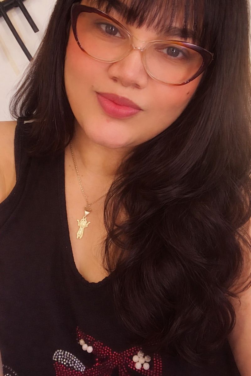 Elizabeth, 48