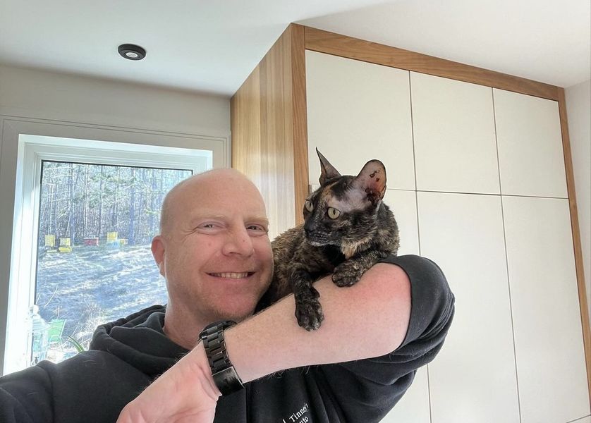 Julien, 47