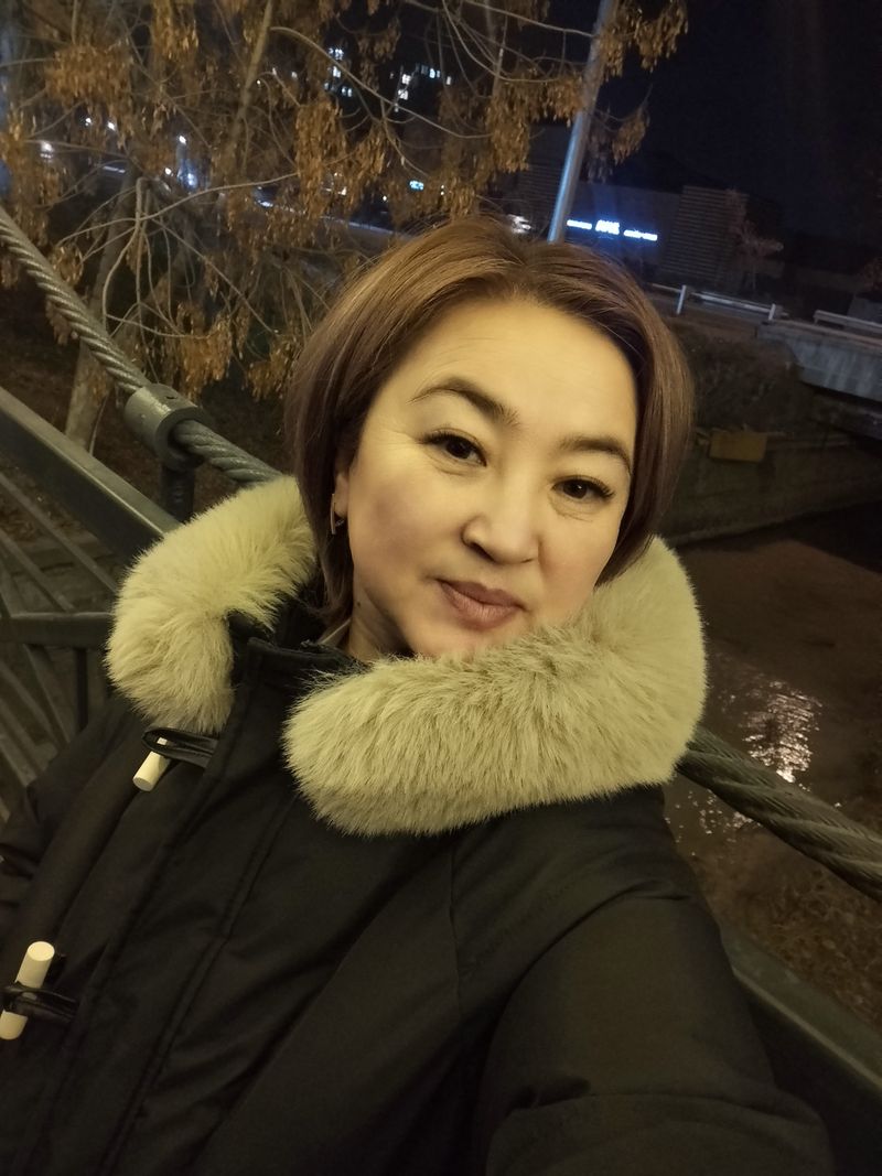 Зина, 45