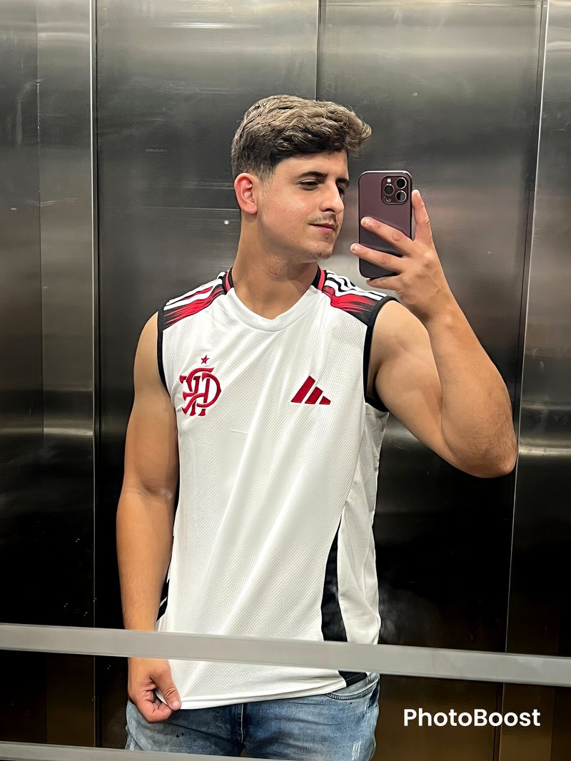 Luiz Carlos, 23