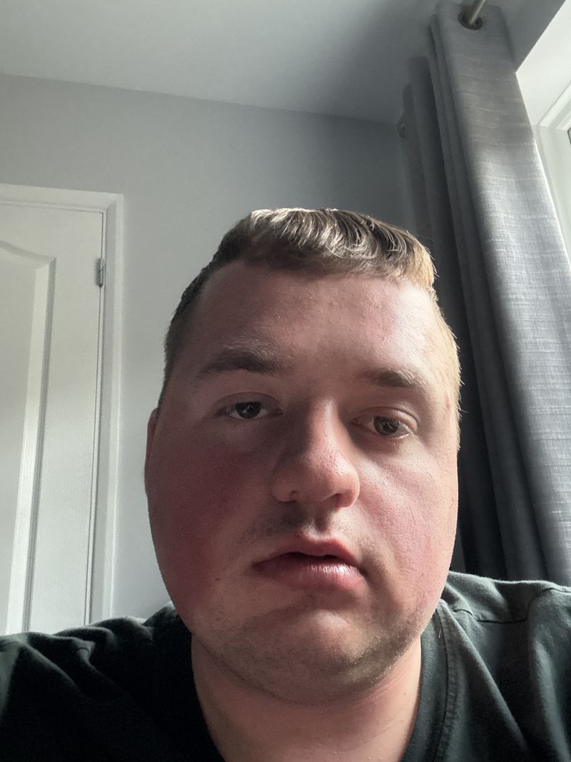 William, 23