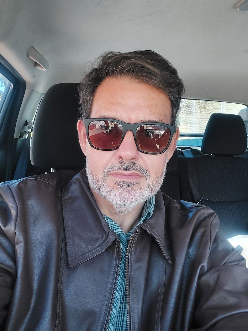 Otavio, 48