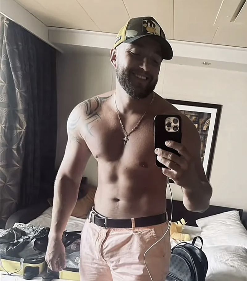 Pavlo, 30
