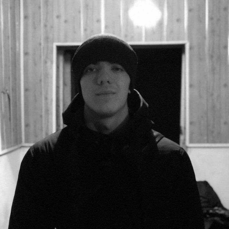 Tair, 22