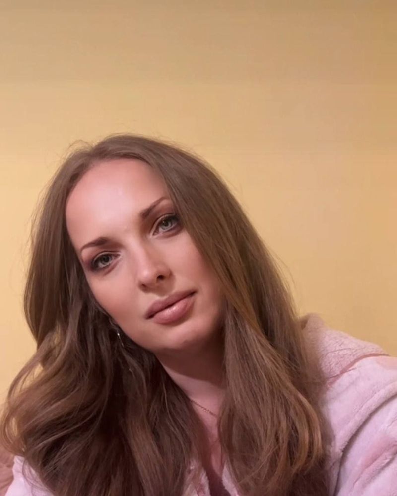Надежда, 38