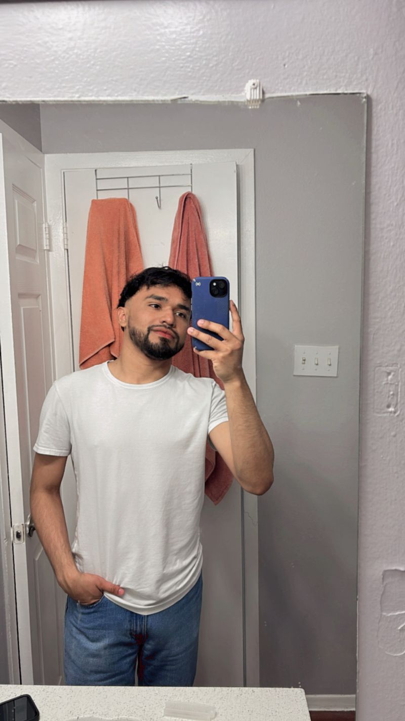 Kenneth Moreira, 23