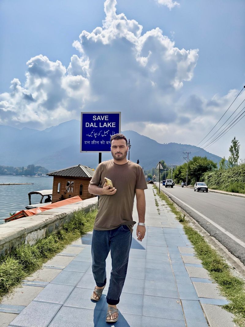 Nikhil, 30