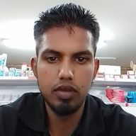 Dee, 28