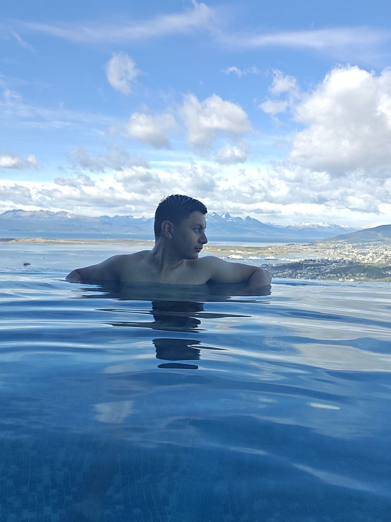 Juan, 21