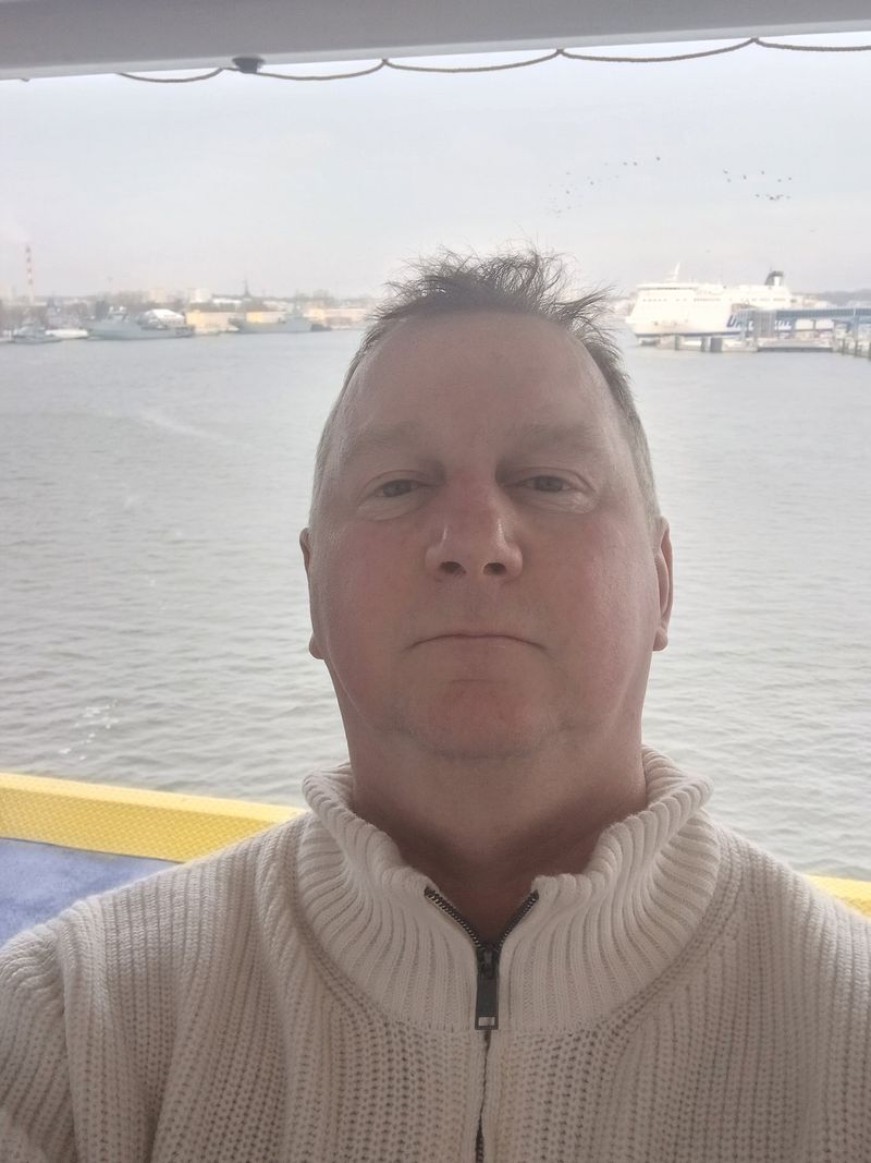 Robert, 53